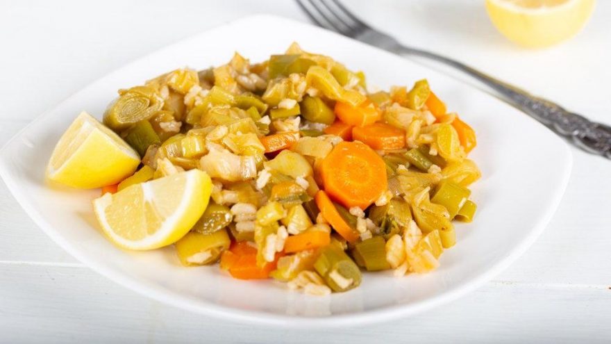 Zeytinyağlı pırasa tarifi… Zeytinyağlı pırasa ne kadar sürede pişer?