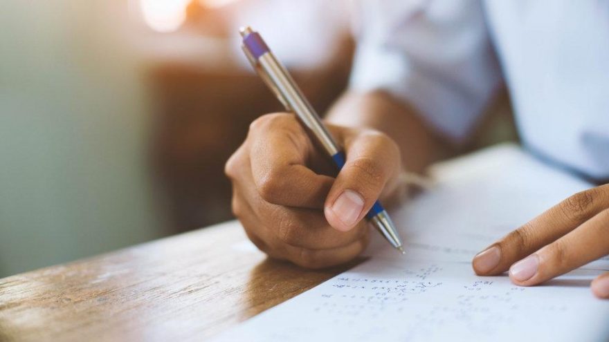 Asfalt nasıl yazılır? TDK güncel yazım kılavuzuna göre asfalt mı, asvalt mı?