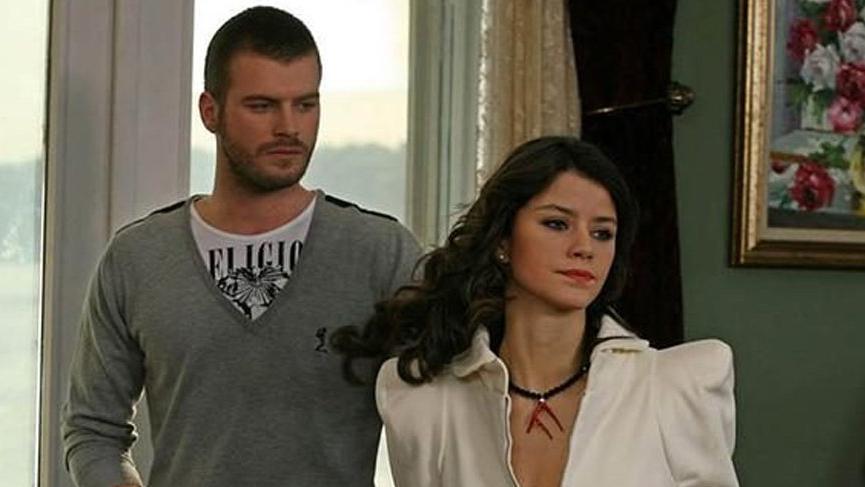 Beren Saat ile Kıvanç Tatlıtuğ yeniden aynı projede yer alacak mı?