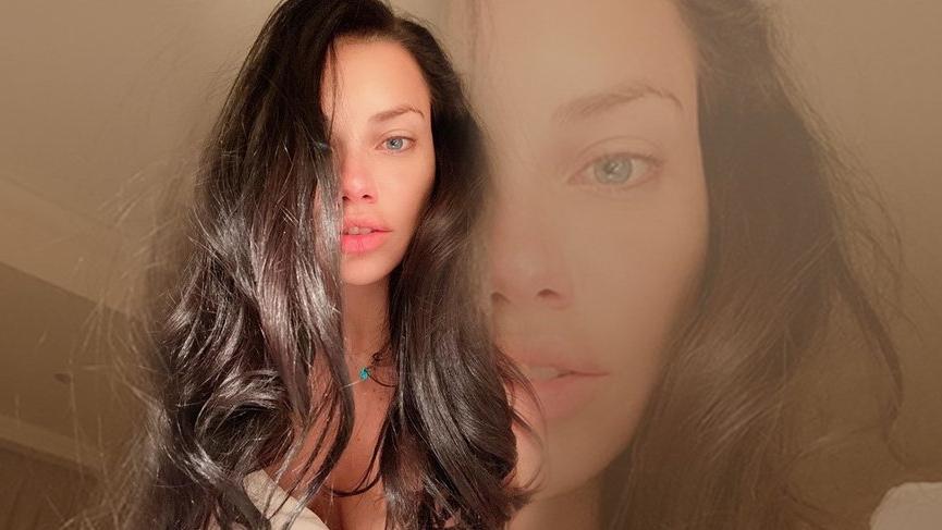 Adriana Lima ter içinde