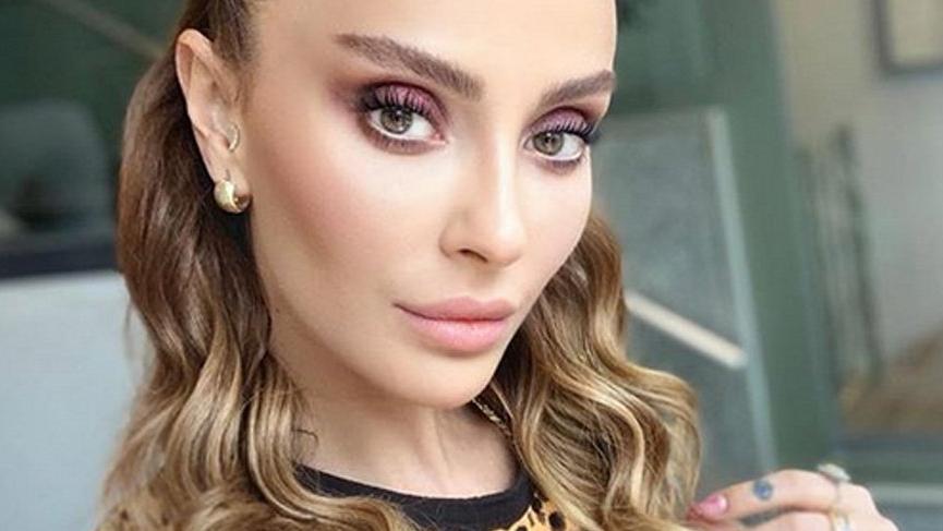 Özge Ulusoy: Şu an tam yanımda katmer yeniyor