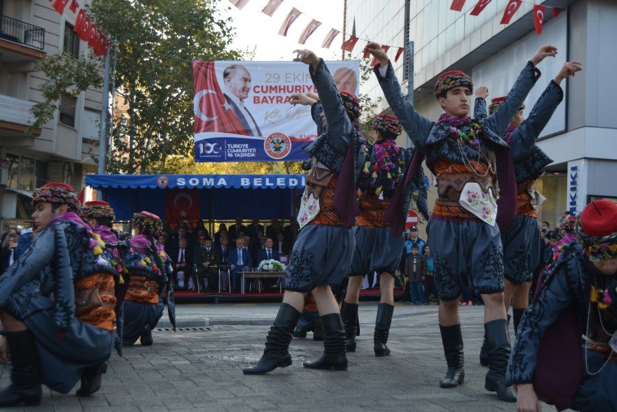 Giresun'da, 29 Ekim Cumhuriyet Bayramı düzenlenen törenle kutlandı.
