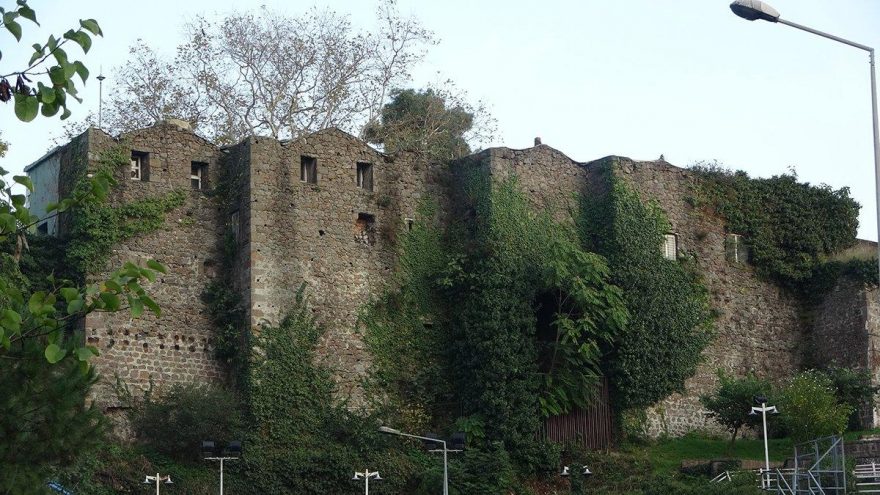 800 yıllık Güzelhisar Kalesi’nin mülkiyetini istiyorlar!