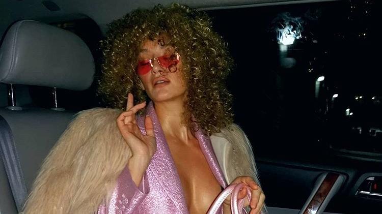 Didem Soydan’ın Halloween pozu