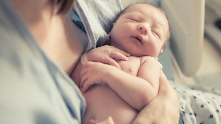 yenidogan bebeklerde goz capaklanmasi belirtileri ve tedavisi guncel yasam haberleri