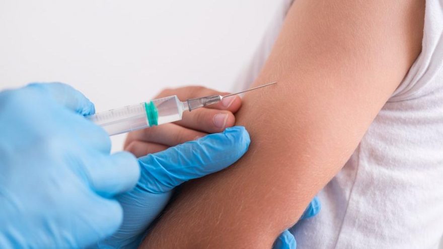 Pakistan’da akıl almaz olay: Doktor aynı şırıngayla 900 çocuğa HIV bulaştırdı