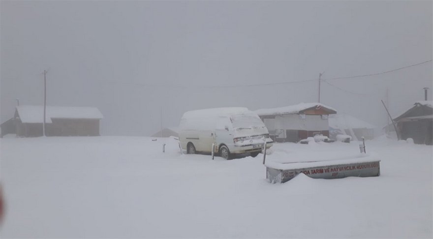 Rize’de mahsur kalan kişilere ulaşıldı - Resim : 3