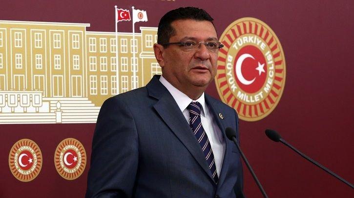 Bozulan 113 milyon liralık aşıları meclise taşıdı