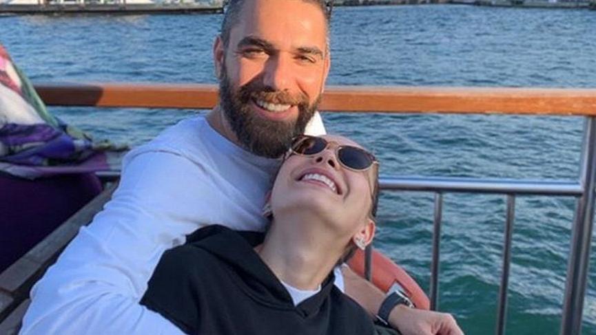 Kadir Doğulu eşine böyle iltifat etti