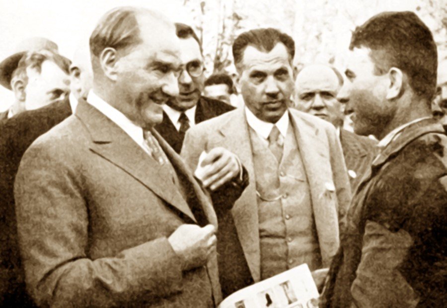 Gülümseyen Atatürk fotoğrafları Son dakika haberleri