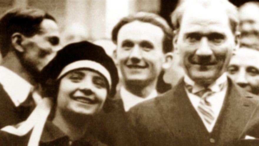 Gülümseyen Atatürk fotoğrafları