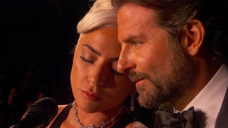 Lady Gaga: “Bradley Cooper ile olan yakınlığım sadece roldü”