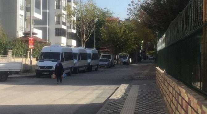 Serviste Unutulan Cocugun Okul Yoneticilerine Sorusturma Son Dakika Haberleri