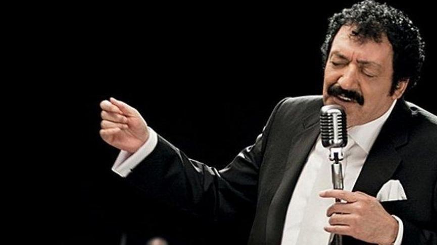 Müslüm Gürses kimdir? İşte Müslüm Gürses’in hayatı…