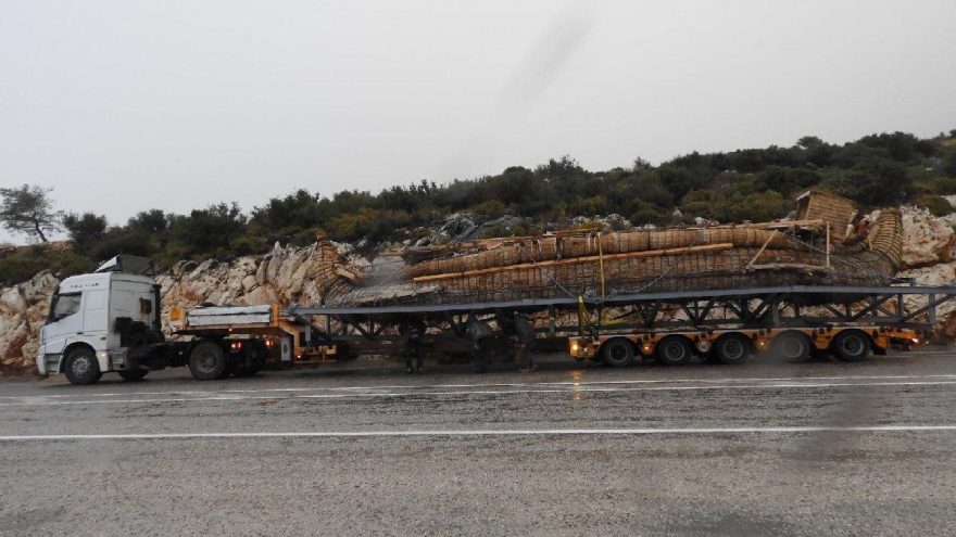 Antik gemi Patara’ya taşındı