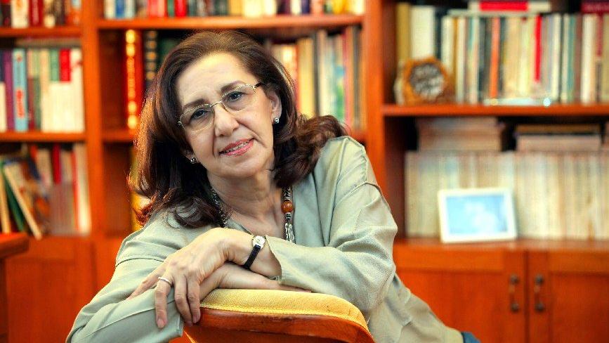 “İnsanı tarih değil edebiyat anlatır”