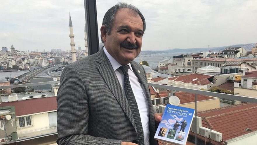 Feyzullah Arslan Tiyatroları tek kitap oldu