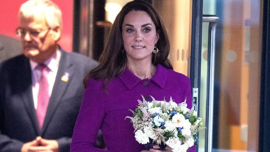 Kate Middleton’ın siyah opak çorapları gündem oldu