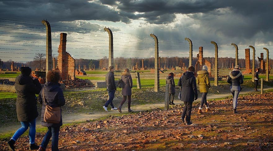 2. Dünya Savaşı sırasında Alman Nazi güçlerinin Yahudileri topladığı ve toplu ölümlerinin yapıldığı Polonya'daki Auschwitz-Birkenau Kampı 1945'ten beri değişikliğe uğramadan korunuyor.