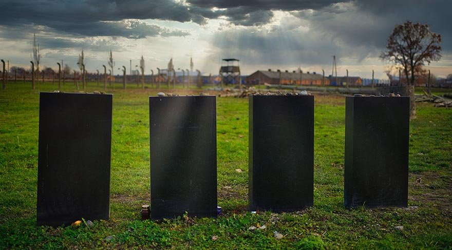 Auschwitz, bugün ziyarete açık bir müze ve 1979 yılında UNESCO İnsanlığın Kültür Mirası listesine girdi.
