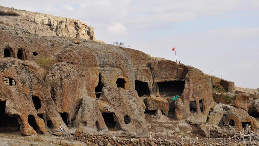 Kumalar Dağı’nın altı muazzam bir yer altı şehri