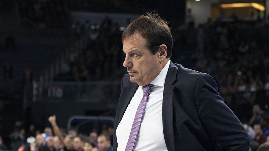 Ergin Ataman otele alınmadı