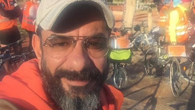Emre Törün kadına şiddete karşı pedal çevirdi