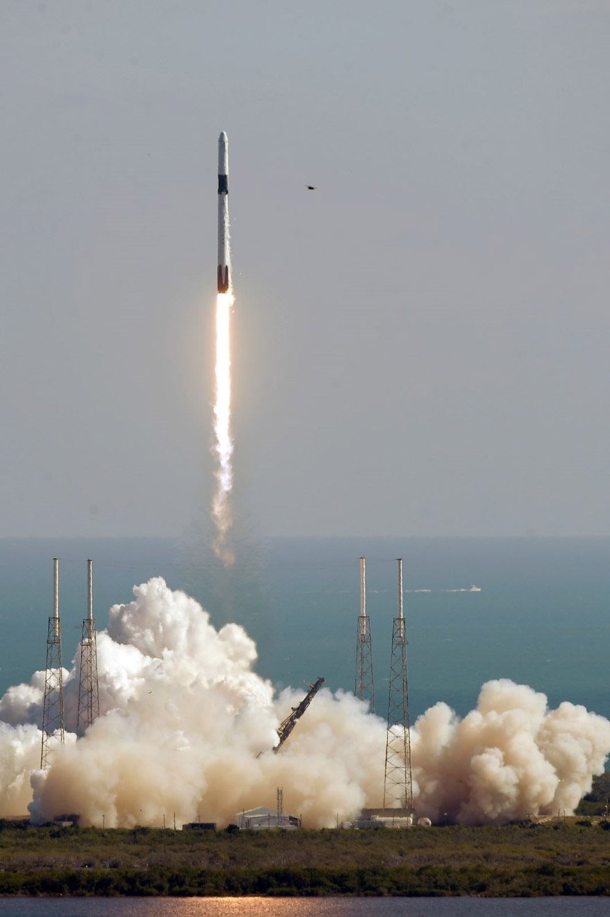 spacex.jpg