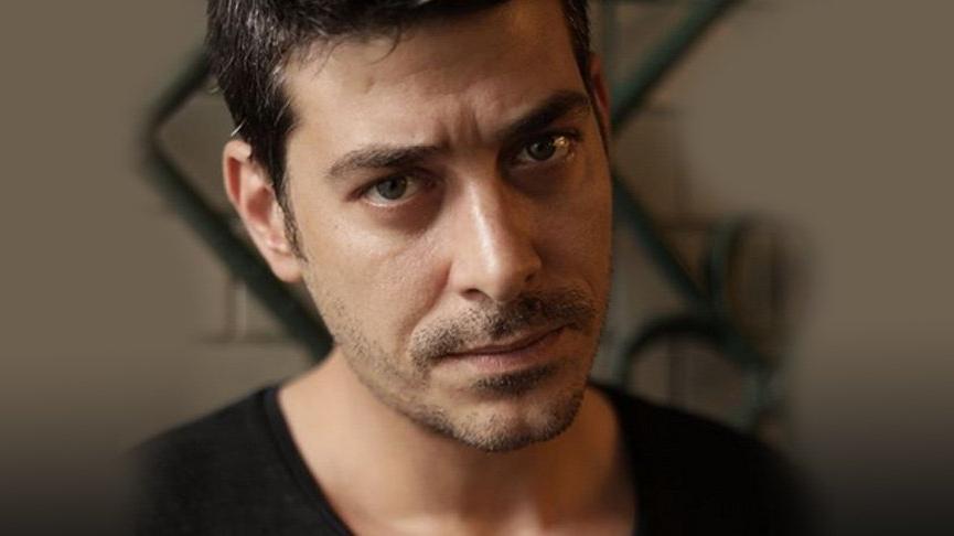 Alper Saldıran da ‘Yerçekimsiz yoga’ yaptı