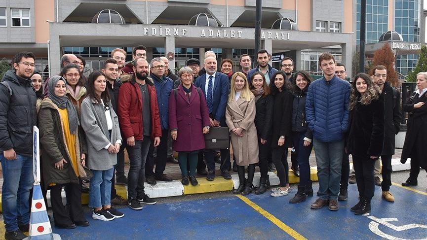 Yasi Kucuk Kizlara Bekaret Testi Yapmayan Doktora Beraat Saglik Son Dakika Haberler