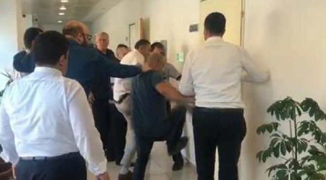 Mahkeme Karari Aciklaninca Boyle Bagirdi Kina Yakin Son Dakika Haberleri