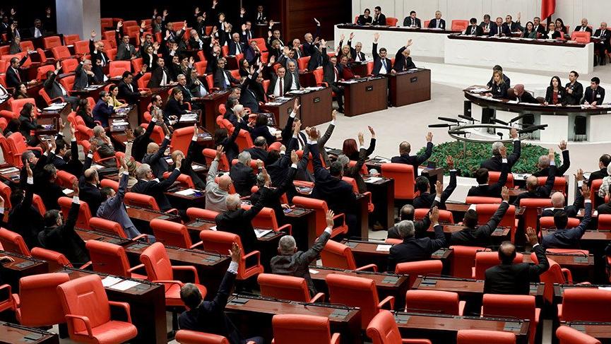 Son dakika... Sözde Ermeni soykırımı iddiaları TBMM'de kınandı
