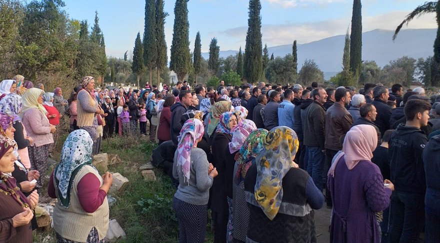 Filiz Tekin ile ilgili görsel sonucu