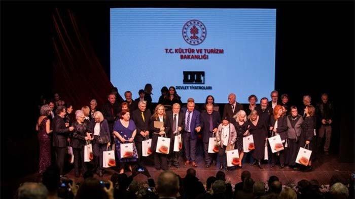 Devlet Tiyatroları’nın 70’inci yılına görkemli kutlama
