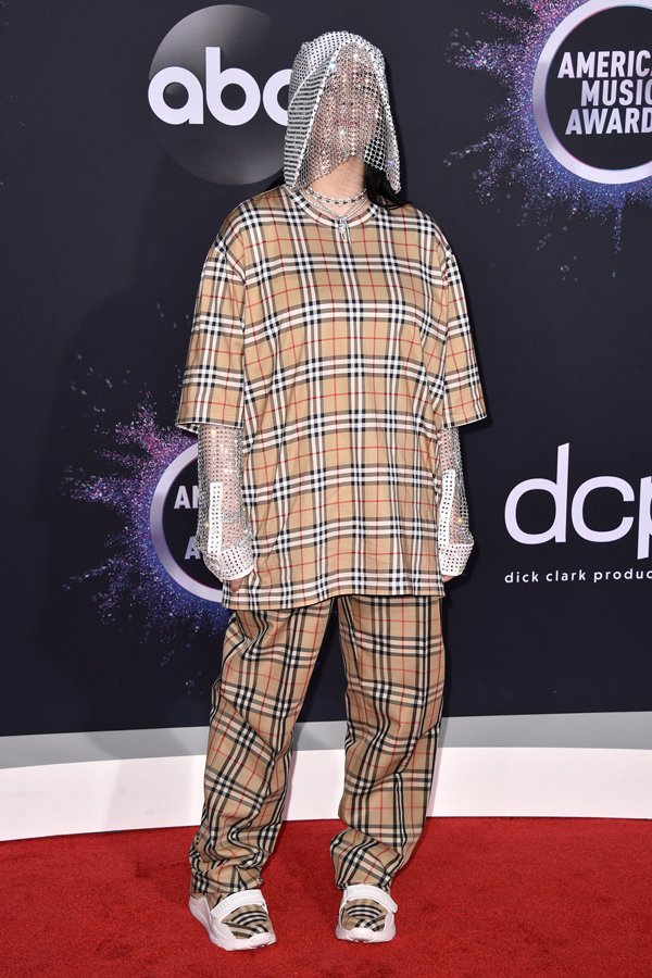 billie-eilish-data.jpg
