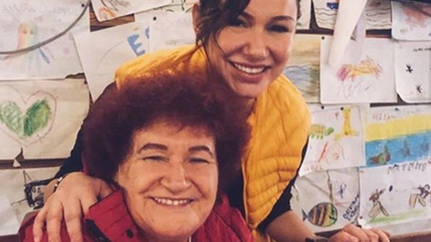 Deniz Seki, Selda Bağcan’ın doğum günü yemeğine katıldı