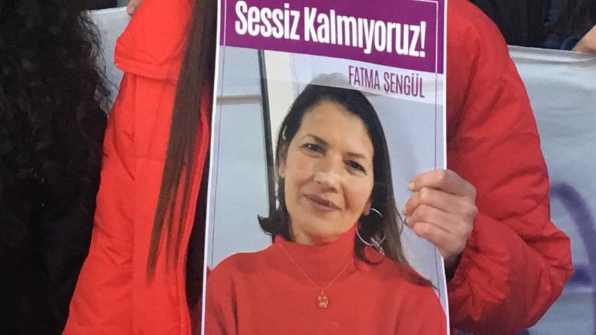 Kadın cinayetinde 'haksız tahrik' indirimi: Ceza müebbetten 18 yıla indirildi Kadın cinayetinde 'haksız tahrik' indirimi: Ceza müebbetten 18 yıla indirildi
