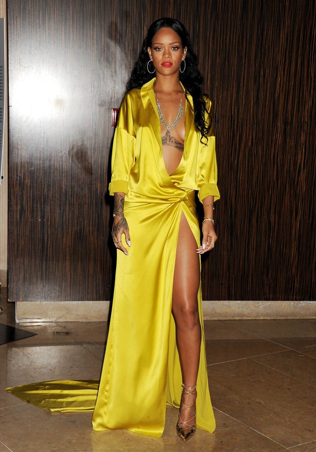 rihanna-splash.jpg
