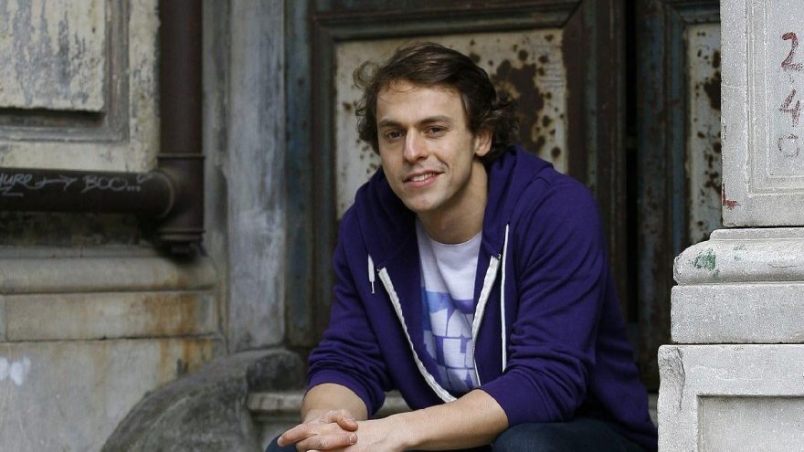 Metin Akdülger kimdir? Metin Akdülger kaç yaşında?