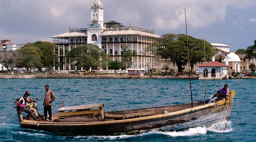 Asırlar boyunca farklı imparatorlukların egemenliğinde yaşayan Zanzibar, 1963 yılında bağımsızlığını ilan etmiş.