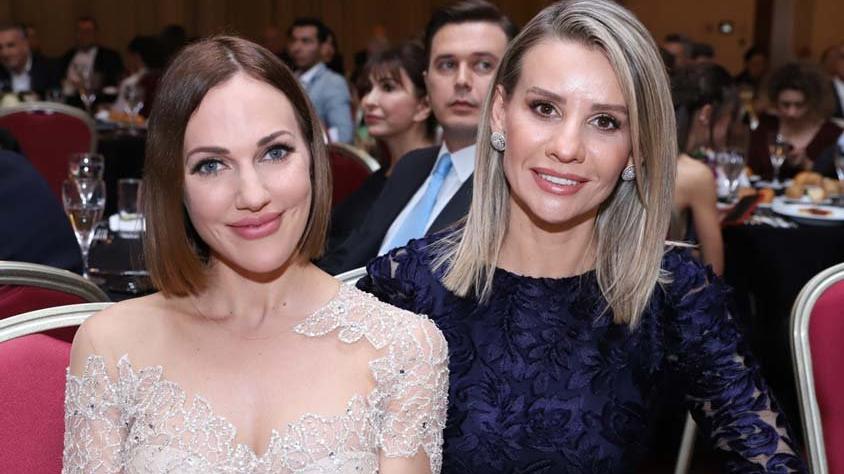 Engelsiz Yasam Vakfi Nin 10 Yilin En Iyileri Odul Toreni Ne Unlu Sanatcilar Katildi Magazin Haberleri