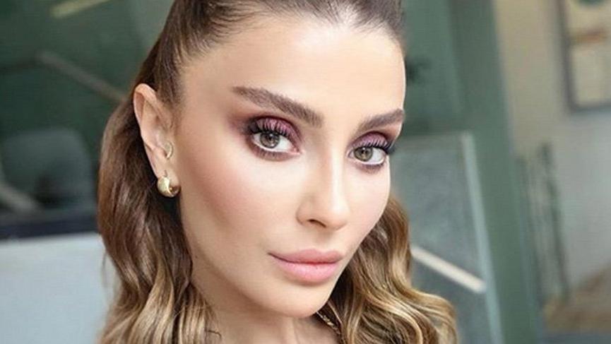 Özge Ulusoy: Bacaklarımı kalın yapar sandım, ah kafam!