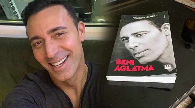 Mustafa Sandal Kitap Cikardi Eski Esi Emina Ya Ovguler Yagdirdi Magazin Haberleri