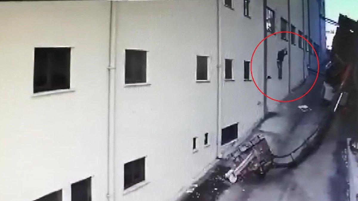 Vinc Devrildi Catidan Dusen Isci Hayatini Kaybetti Son Dakika Haberleri