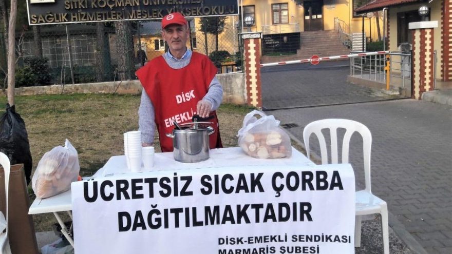 Üniversiteliye sıcak çorba