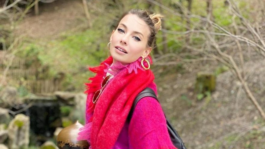 Tuba Ünsal: Aşk acısını sevgiye dönüştürmek çok önemli