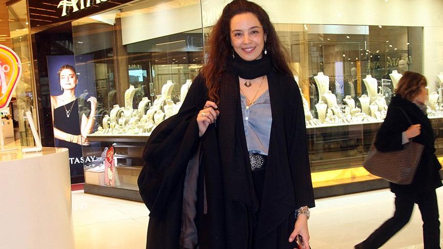 Azra Akın: “Bir senedir işimden uzağım, çok özledim”