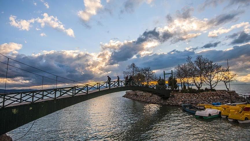 Doyumsuz güzellikleriyle Beyşehir Gölü