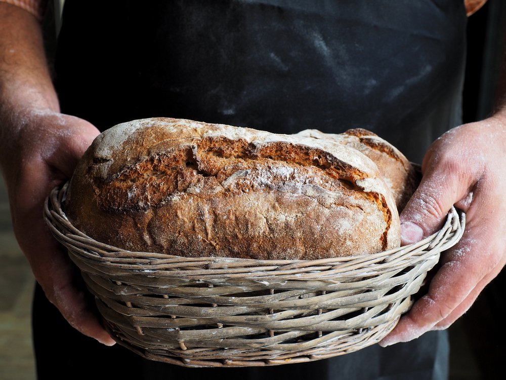 Glutensiz gıdaların gittikçe yaygınlaşmasının birçok insanın düşündüğü gibi sağlıklı olamayabileceğini söyleyen Mahady, "Glutensiz gıdalar, son zamanlarda ortaya çıkan 'sağlıklı yaşam trendi' nedeniyle sağlıklı olarak görülüyor; ancak, bu argümanı destekleyen bilimsel bir kanıt yok" dedi.