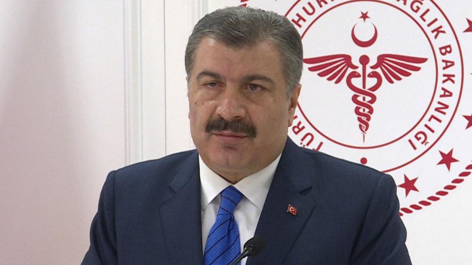 Sağlık Bakanı açıkladı: Turist çift, virüsün yayıldığı kentten gelmiş